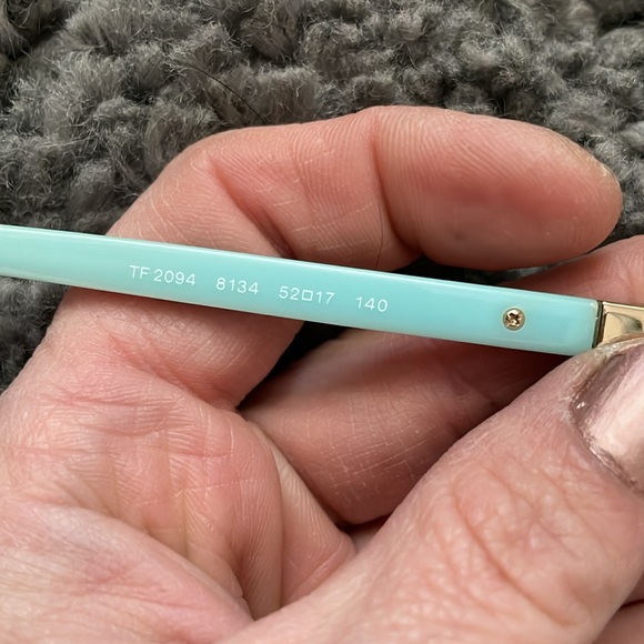 Tiffany frames and case - Picture 8 of 11